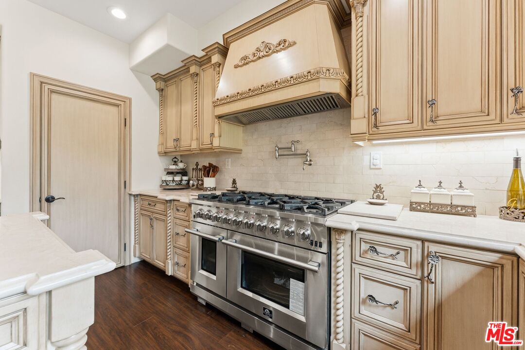 11564 Apulia Ct