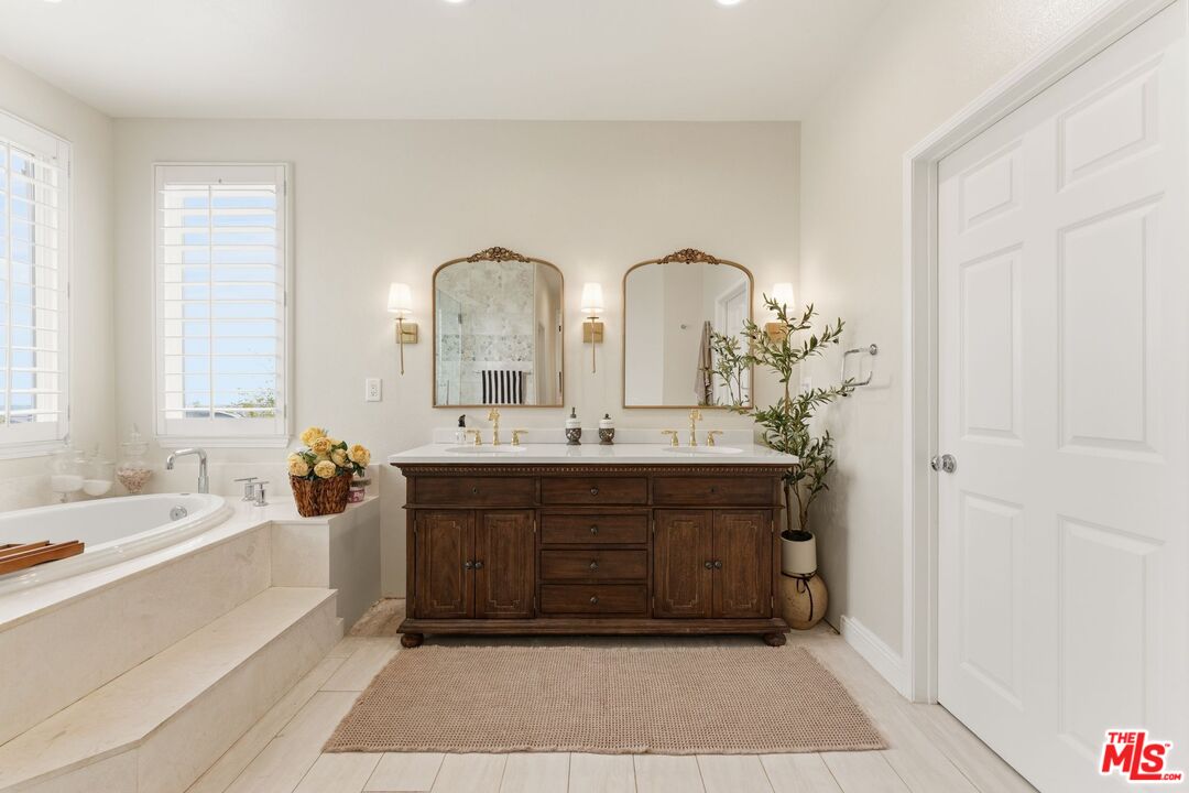 11564 Apulia Ct