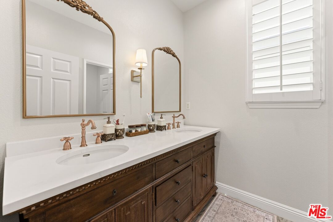 11564 Apulia Ct