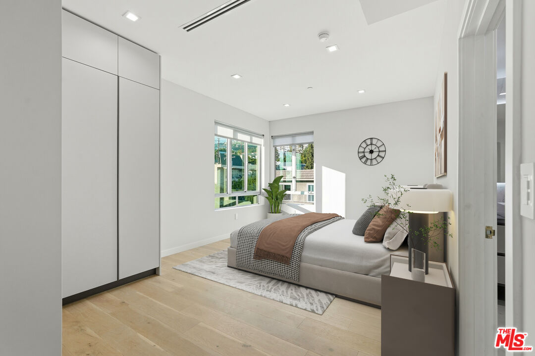 1006 Hancock Ave Unit: PH