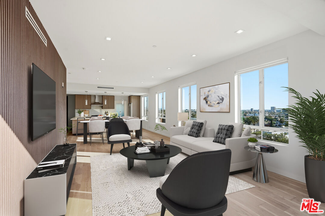 1006 Hancock Ave Unit: PH