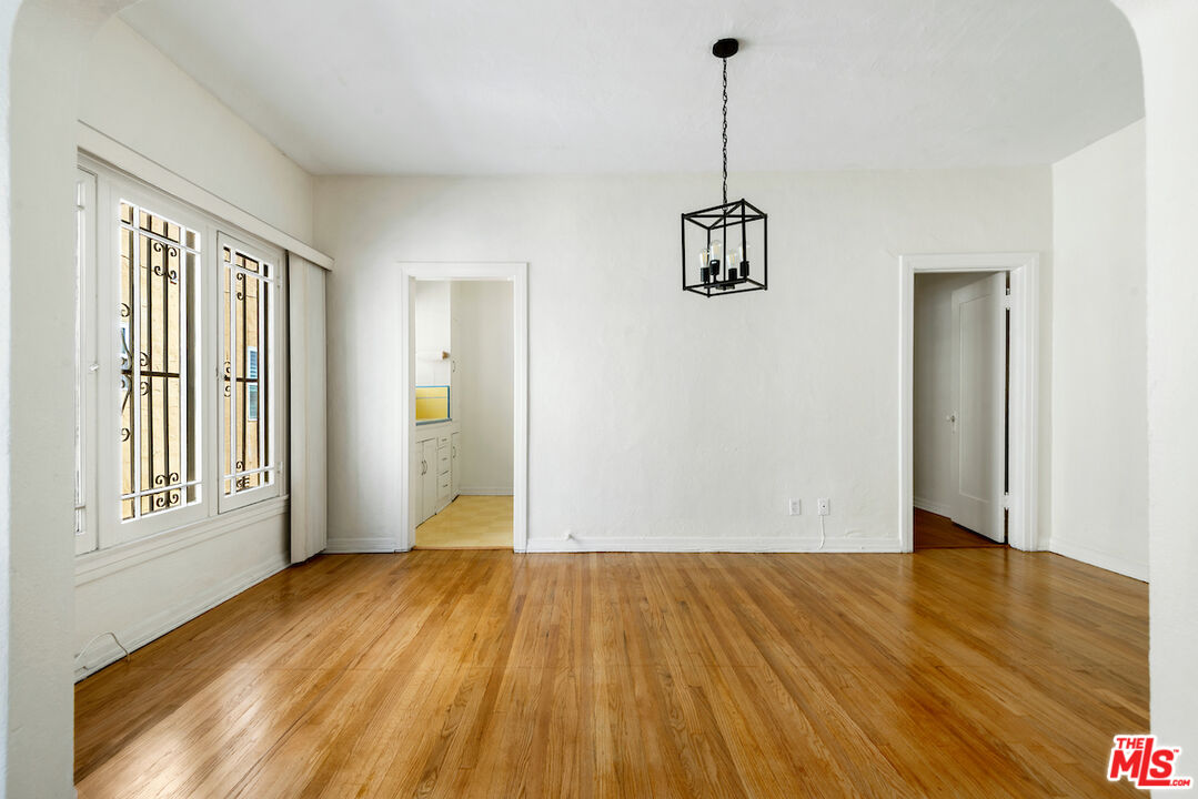 448 N Ogden Dr