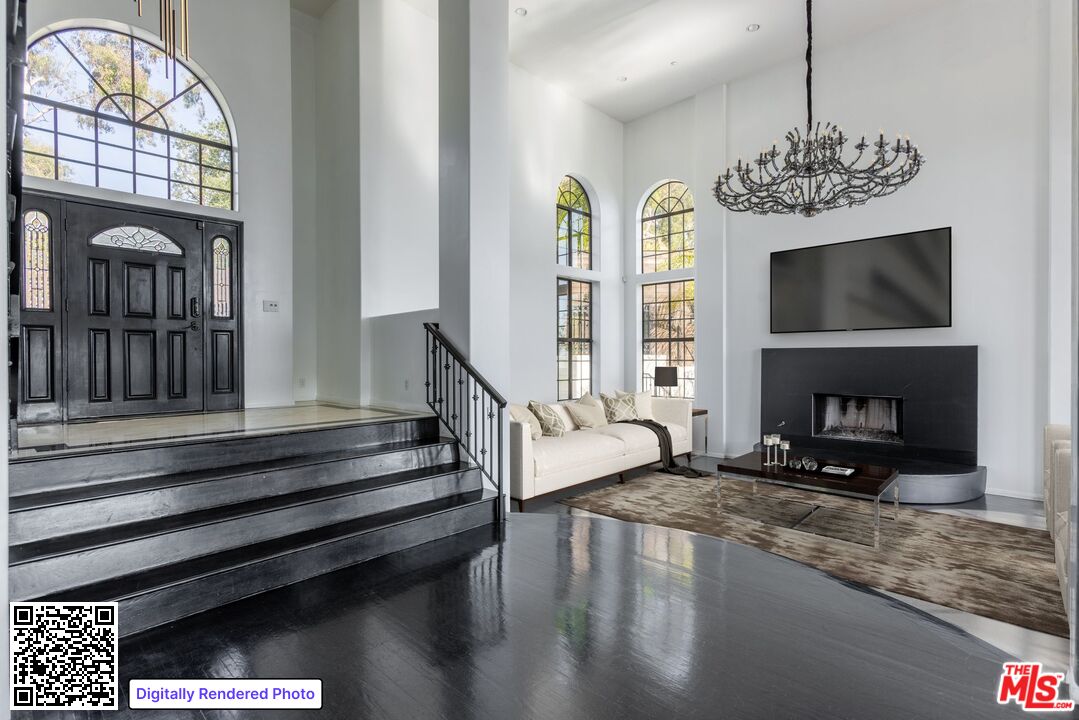 2651 La Cuesta Dr