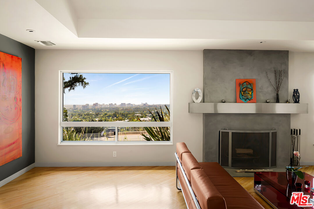 1270 Lago Vista Dr