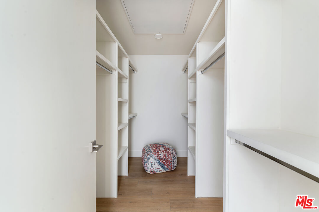 3651 Regal Pl Unit: 401