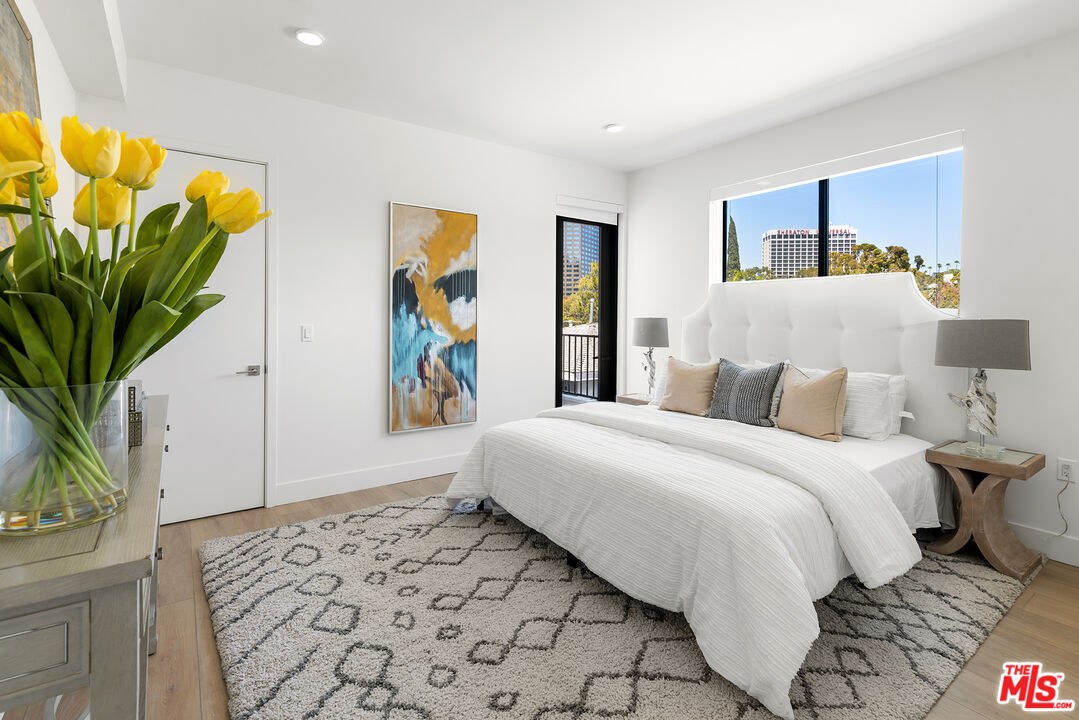 3651 Regal Pl Unit: 401