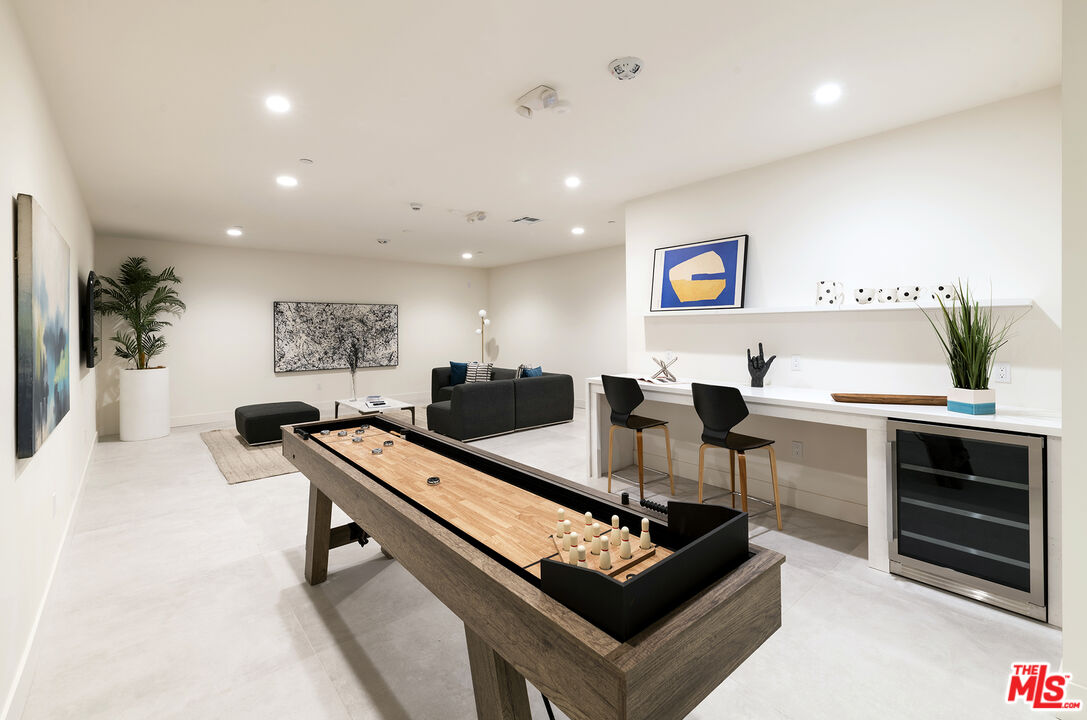 3651 Regal Pl Unit: 401