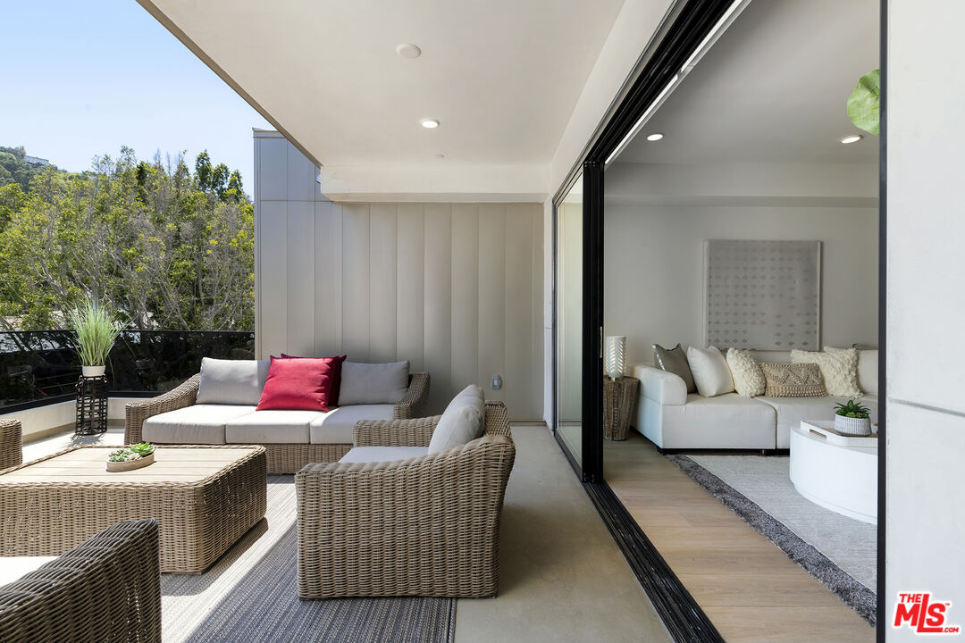 3651 Regal Pl Unit: 401