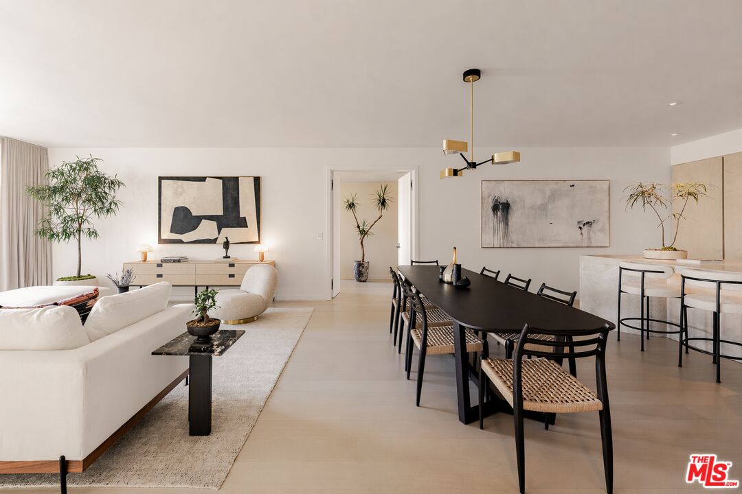 9200 Wilshire Blvd Unit: 306W