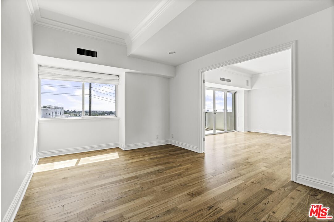 1155 N La Cienega Blvd Unit: 306