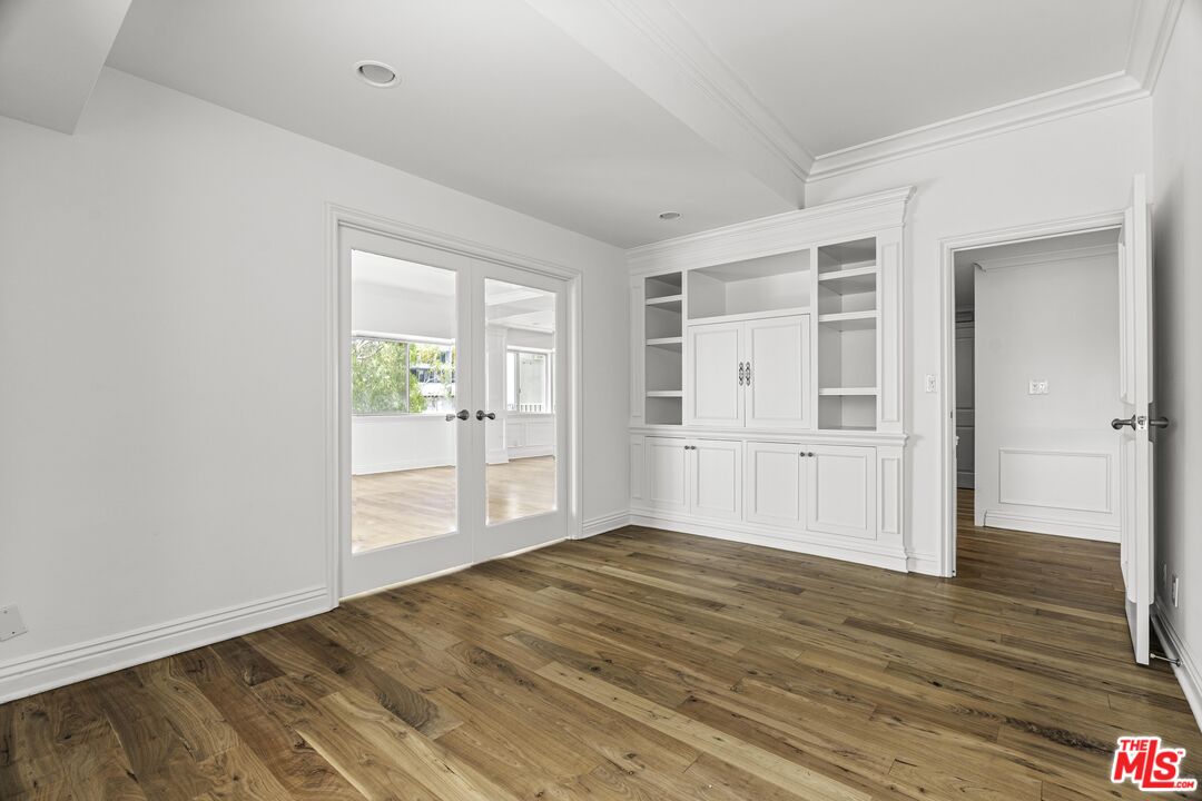 1155 N La Cienega Blvd Unit: 306