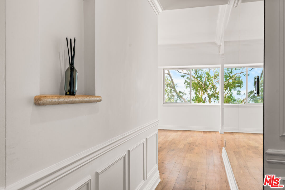 1155 N La Cienega Blvd Unit: 306