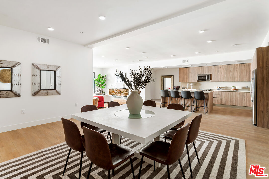 3651 Regal Pl Unit: 303