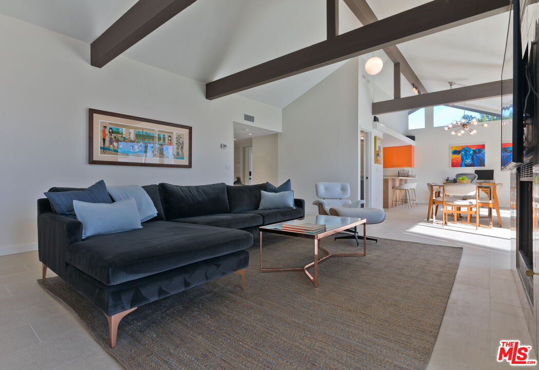 3545 Ridgeview Cir