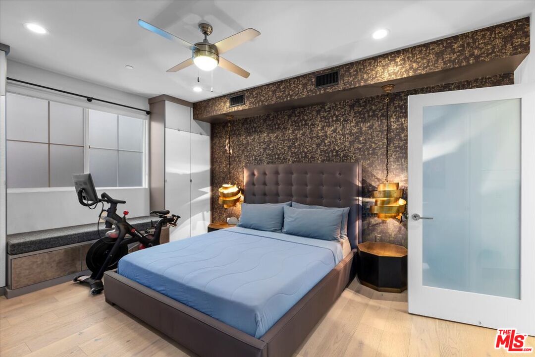4240 Laurel Canyon Blvd Unit: 107