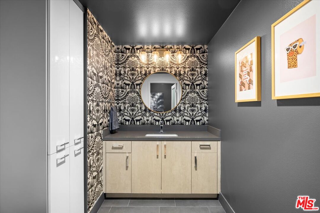 4240 Laurel Canyon Blvd Unit: 107