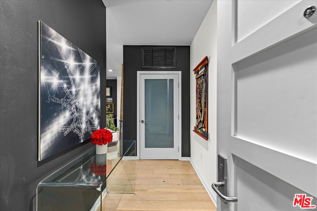 4240 Laurel Canyon Blvd Unit: 107
