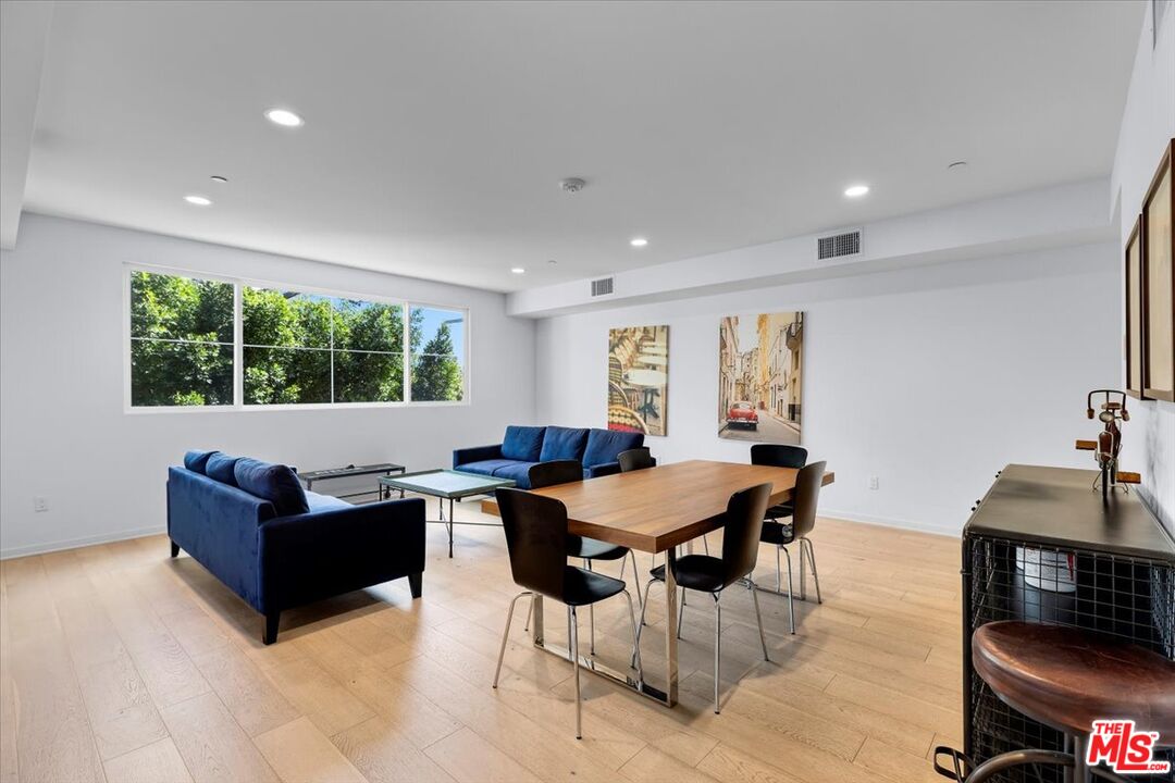 4240 Laurel Canyon Blvd Unit: 107