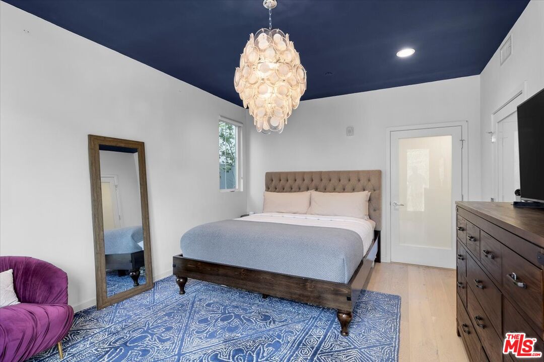 4240 Laurel Canyon Blvd Unit: 107