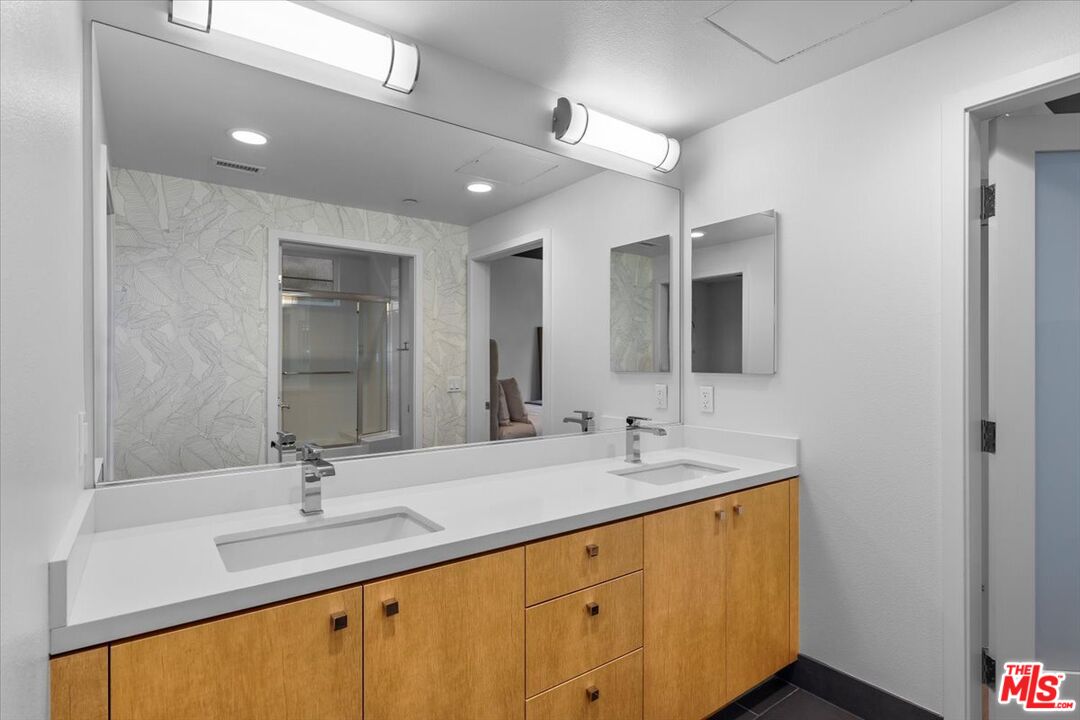 4240 Laurel Canyon Blvd Unit: 107