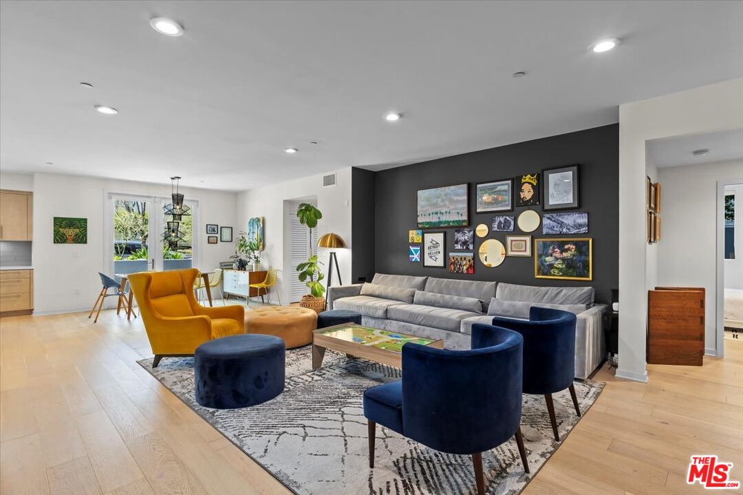 4240 Laurel Canyon Blvd Unit: 107