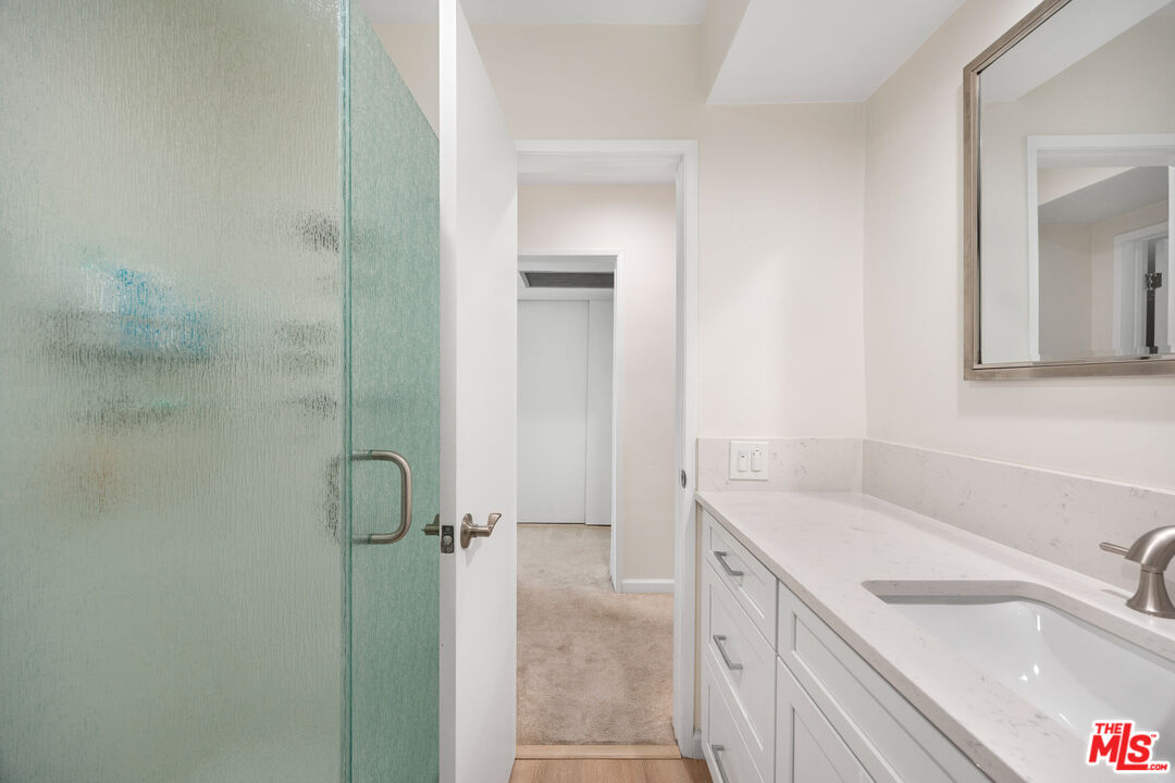 809 S Bundy Dr Unit: 205