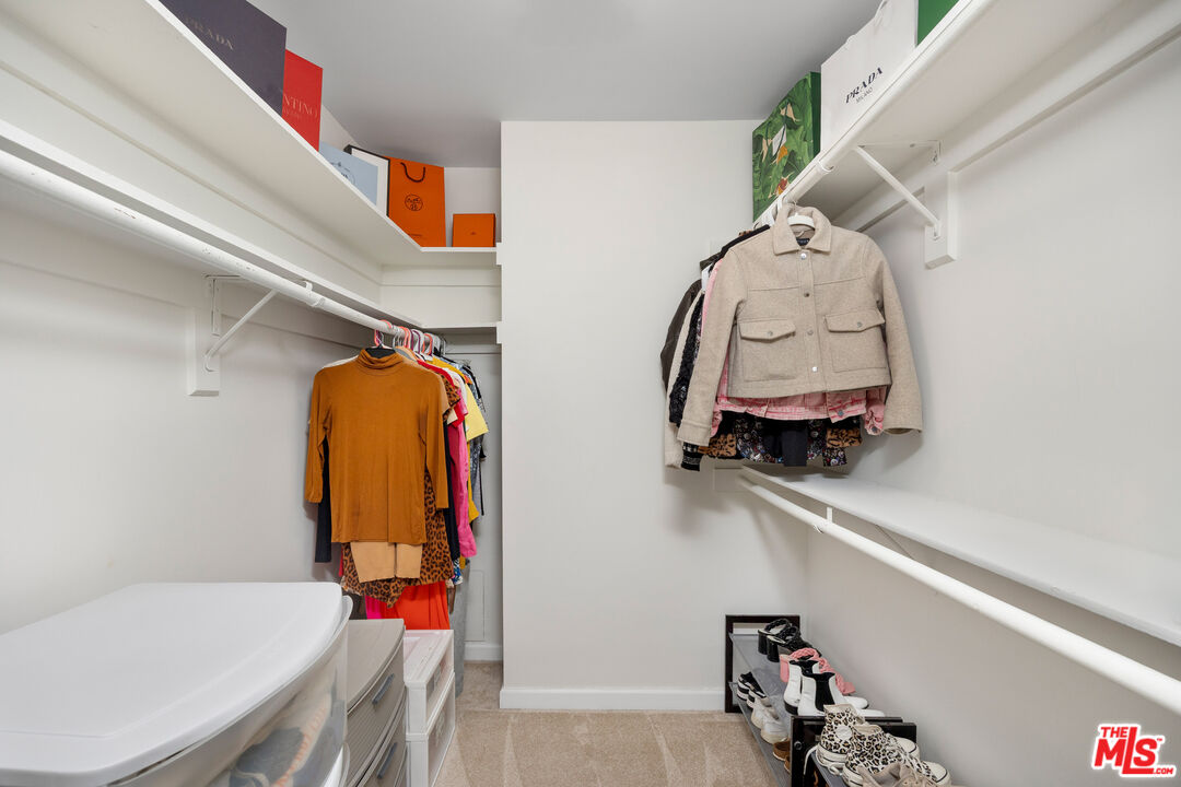 809 S Bundy Dr Unit: 205