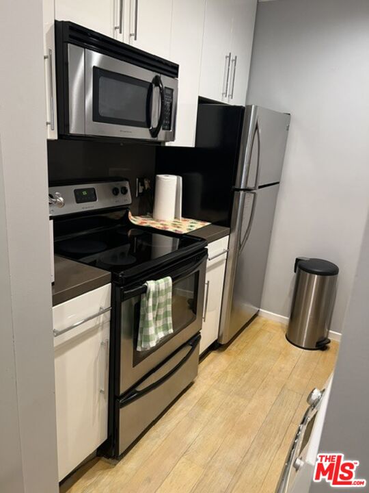 141 S Clark Dr Unit: 315
