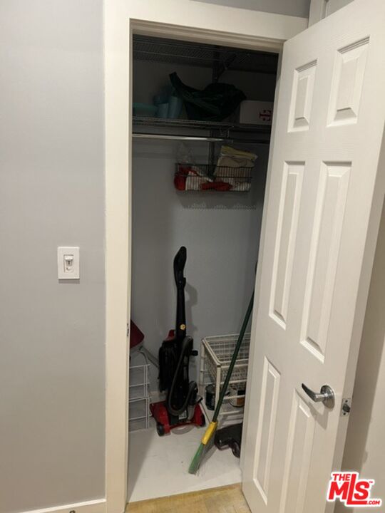 141 S Clark Dr Unit: 315