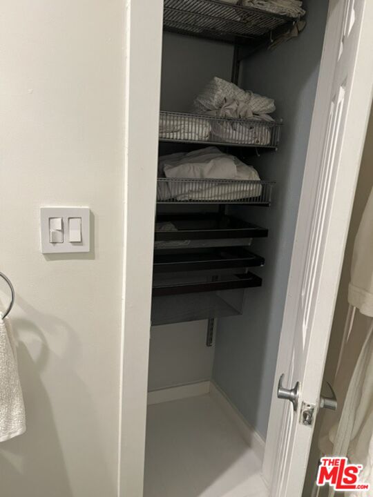 141 S Clark Dr Unit: 315