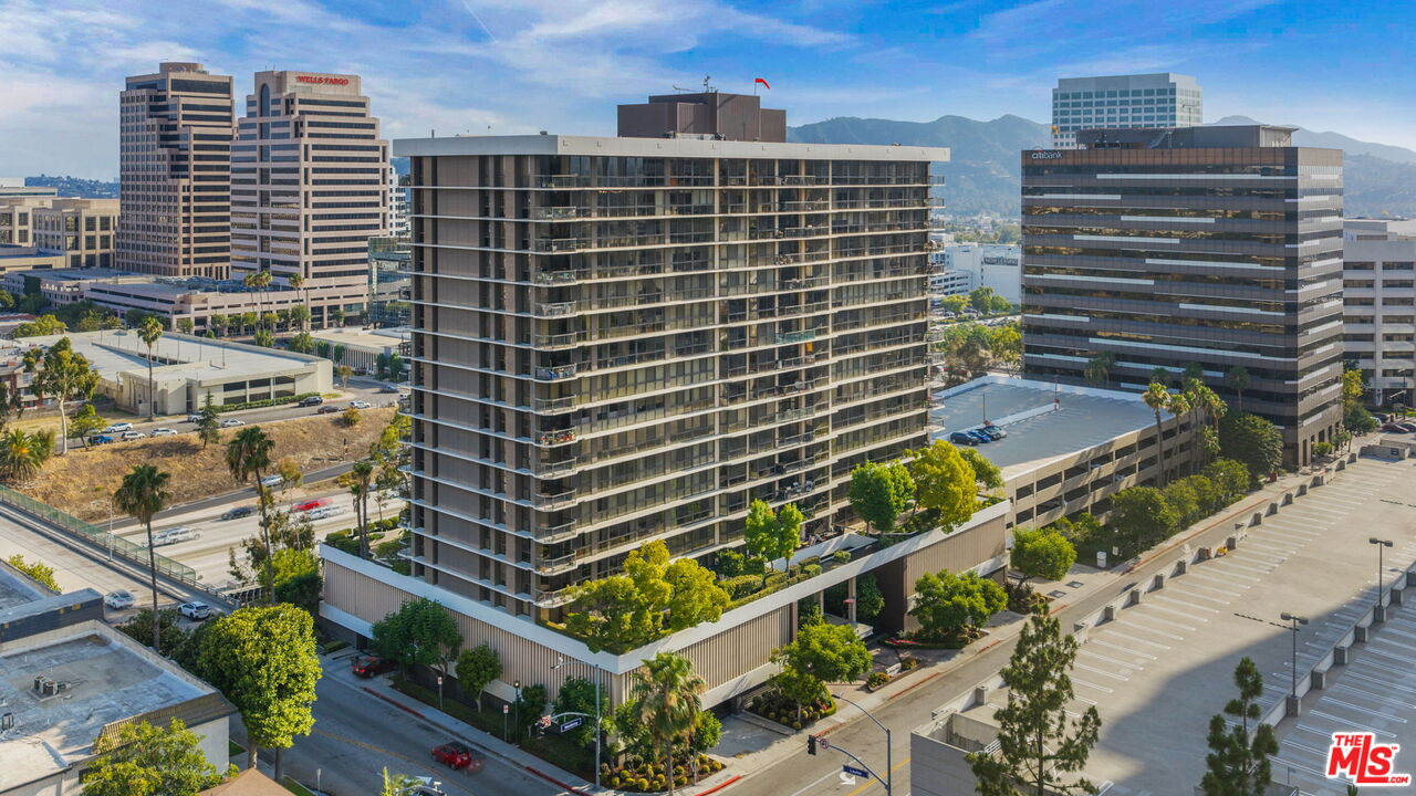 222 Monterey Rd Unit: 505