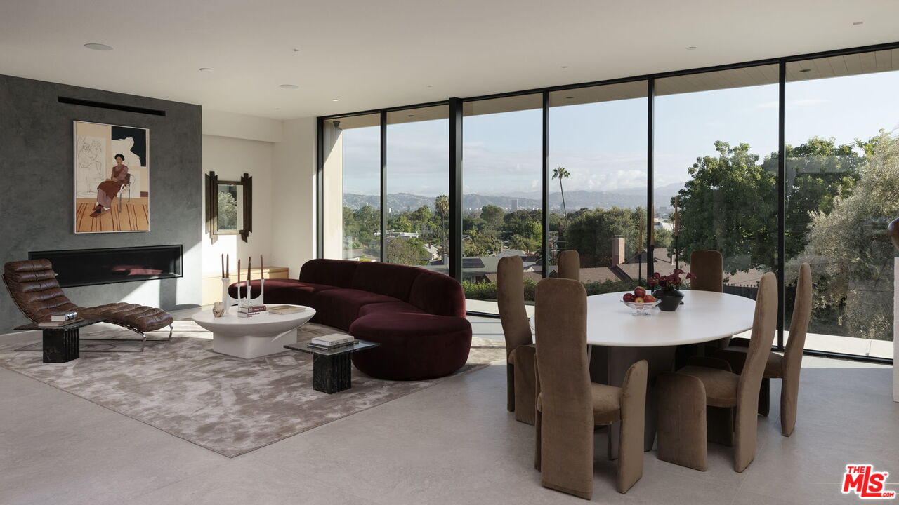 5208 Sanchez Dr
