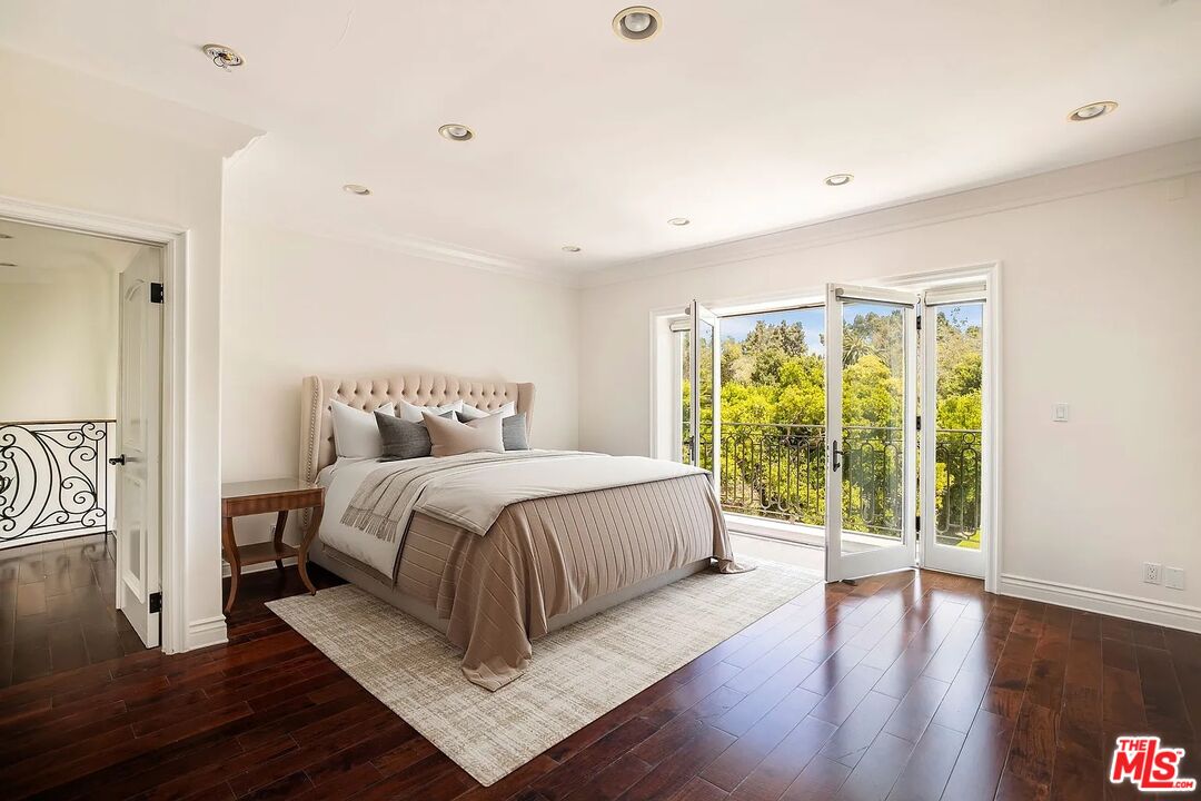 10914 Bellagio Rd