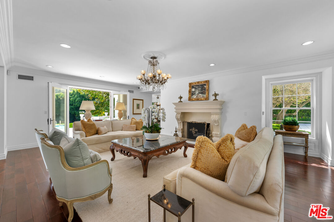 10914 Bellagio Rd