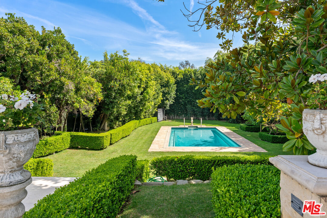 10914 Bellagio Rd