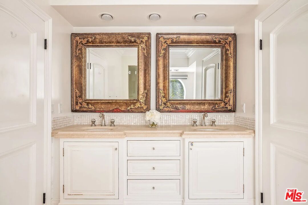 10914 Bellagio Rd