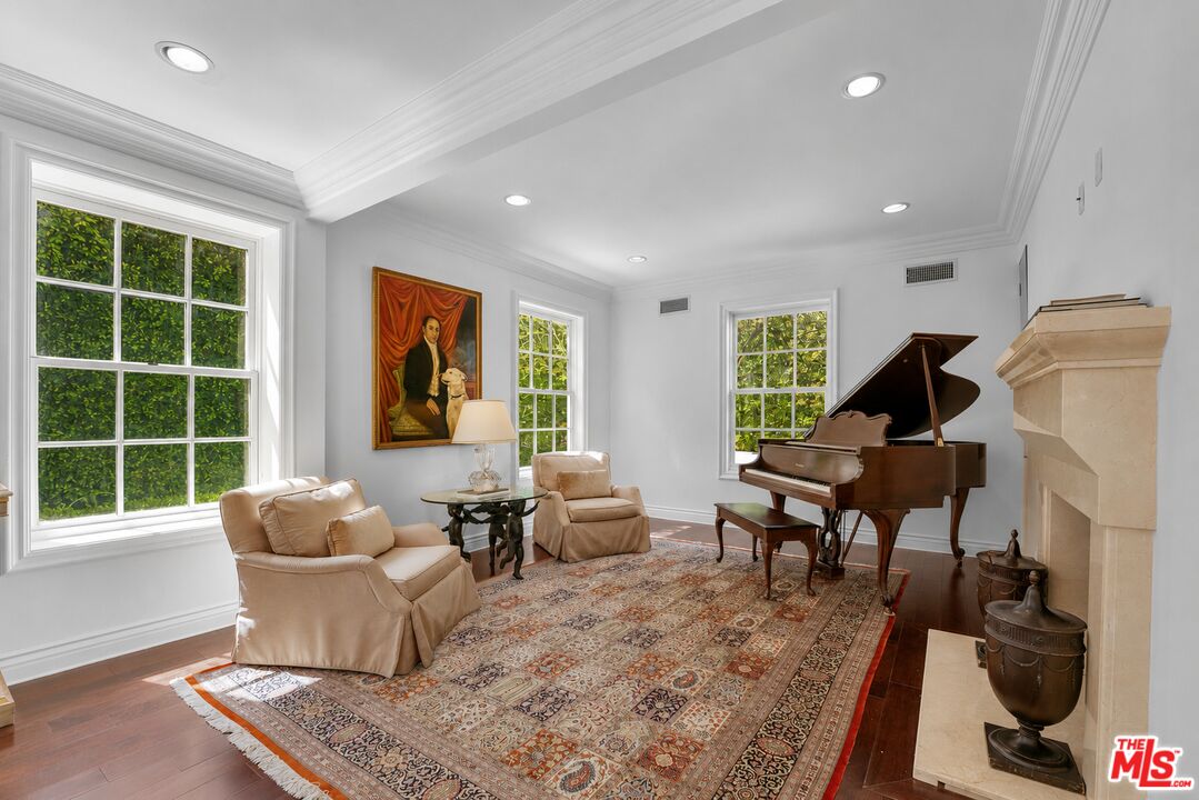 10914 Bellagio Rd