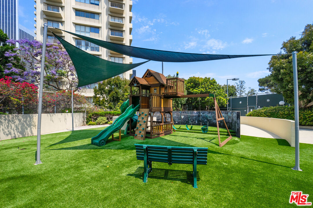 2160 Century Park East Unit: 602