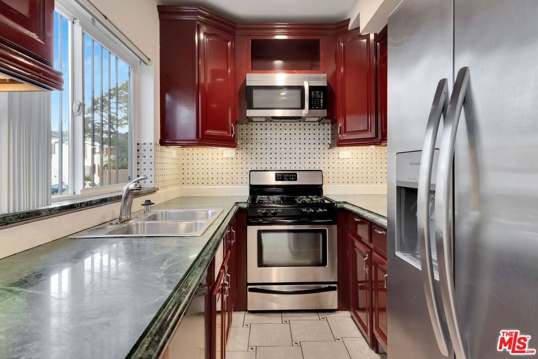 1467 S Holt Ave Unit: 1