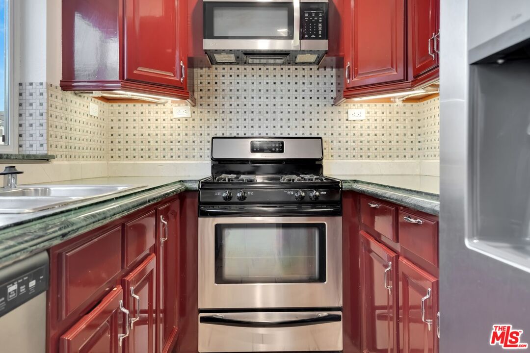 1467 S Holt Ave Unit: 1