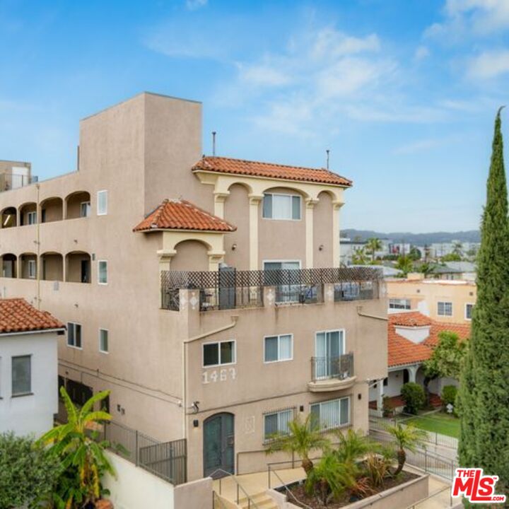 1467 S Holt Ave Unit: 1