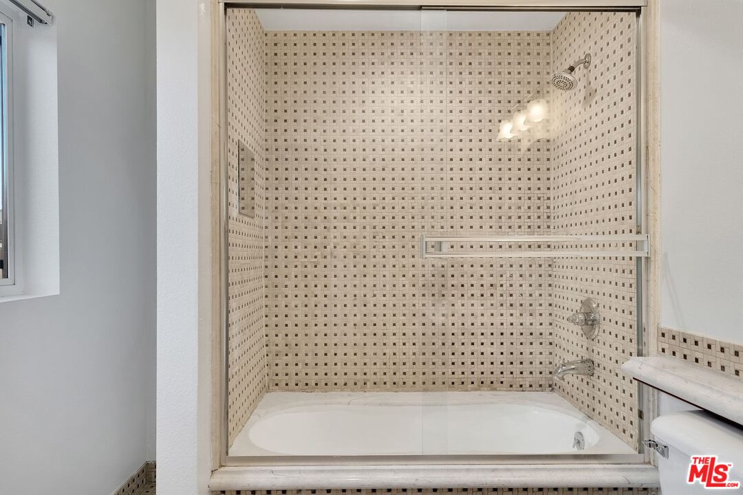 1467 S Holt Ave Unit: 1