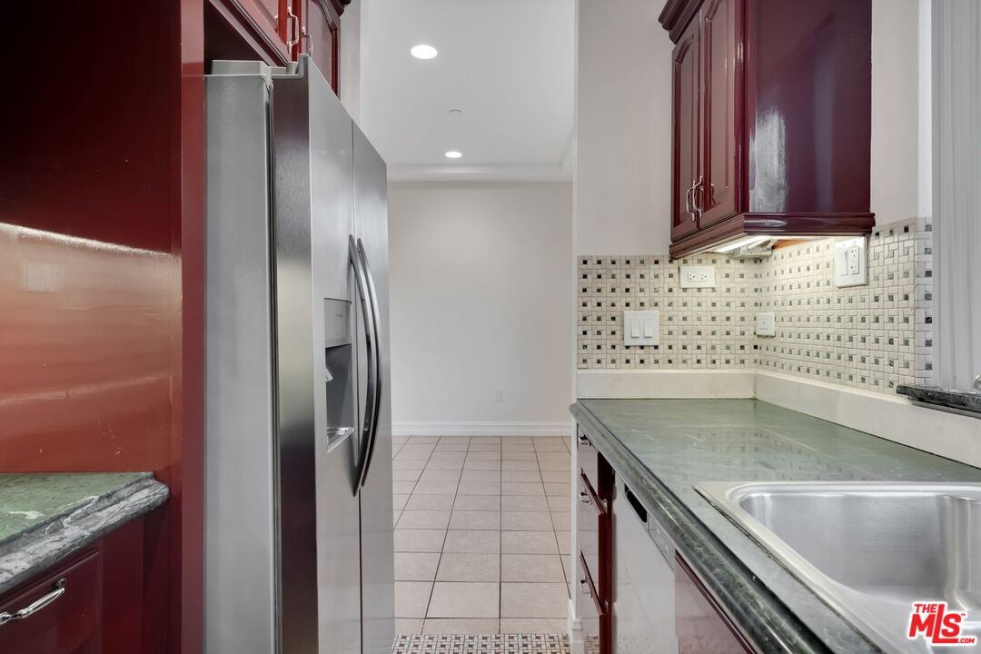 1467 S Holt Ave Unit: 1