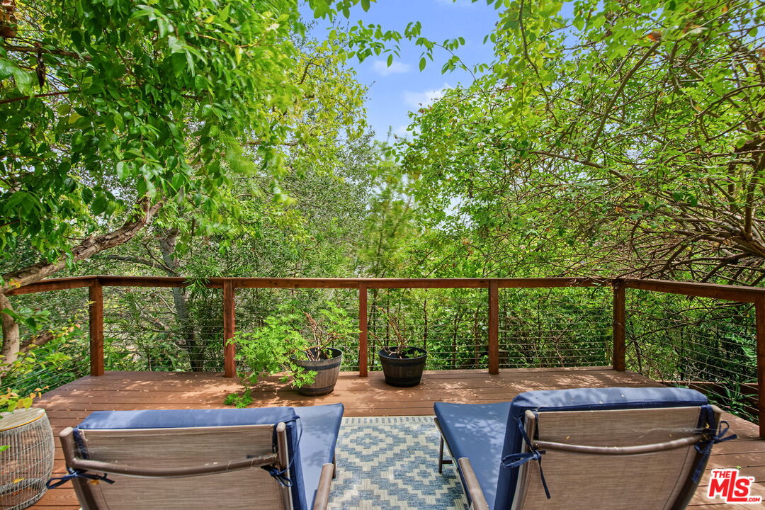 12052 Laurel Terrace Dr