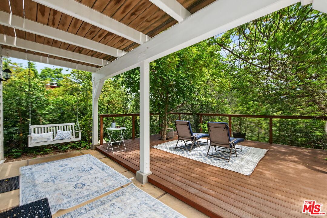 12052 Laurel Terrace Dr