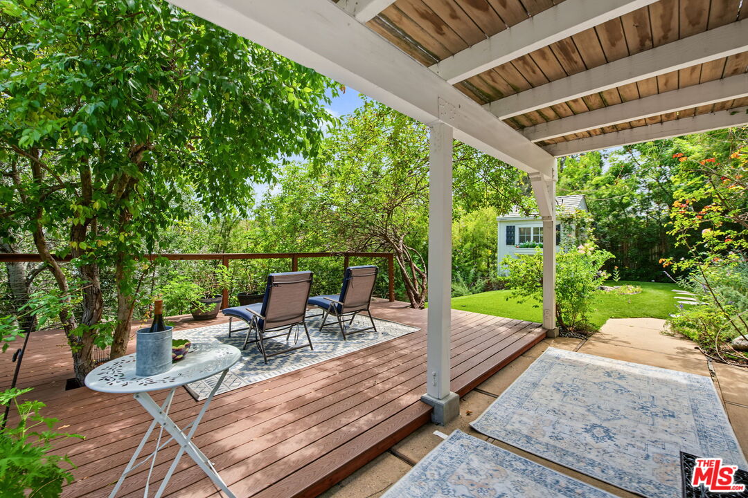 12052 Laurel Terrace Dr