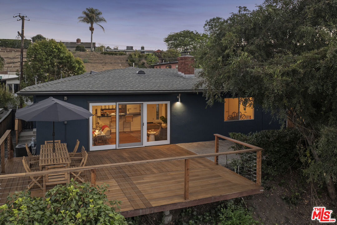 4210 Palmero Dr