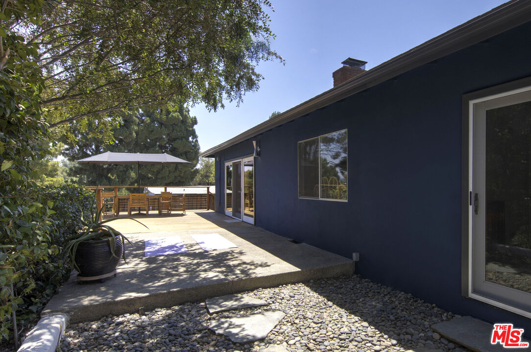 4210 Palmero Dr