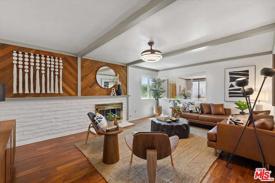 8977 Riderwood Dr