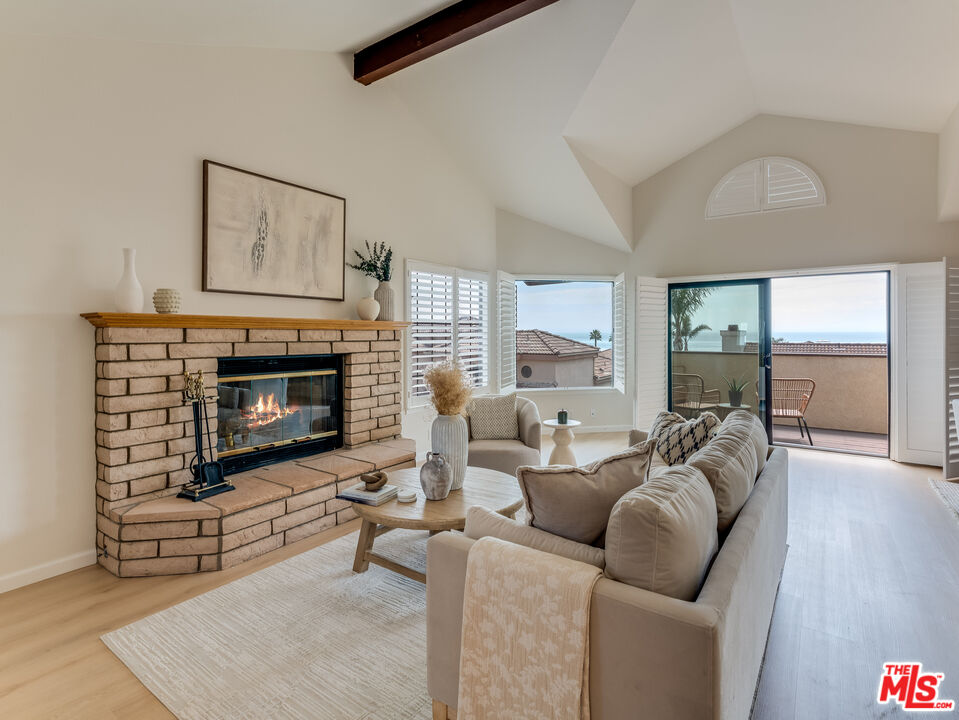 115 Searidge Ct